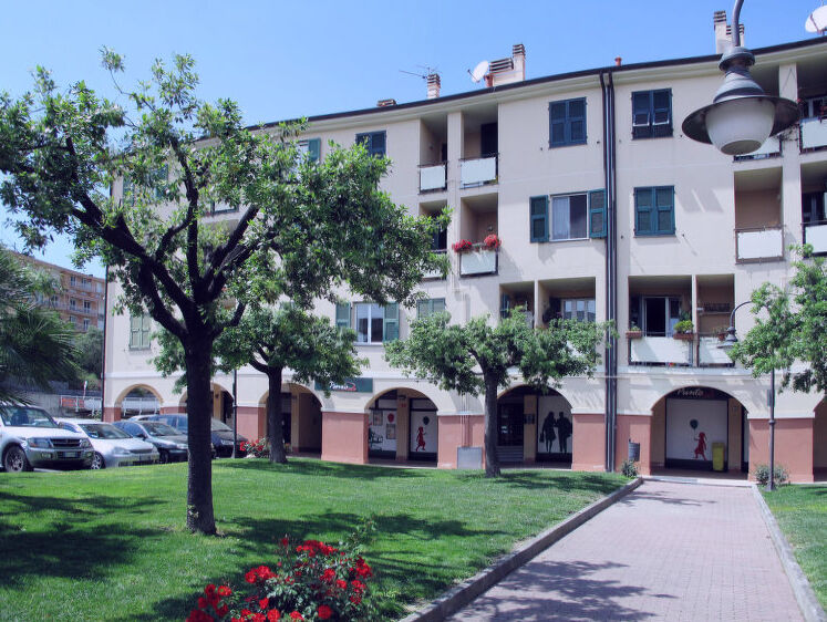 Holiday Apartment Elda (SLR191)