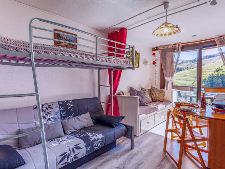 Holiday Apartment Soyouz Vanguard