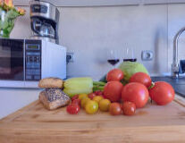fruit, indoor, table, food, wall, vegetable, wooden